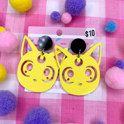 sailor moon kitty earrings