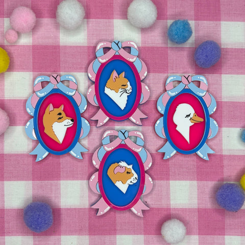 a portrait of a pet loved- deluxe brooch DIFFERENT VARIANTS