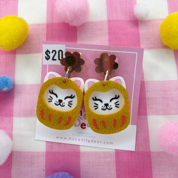 Kitty daruma doll - earring