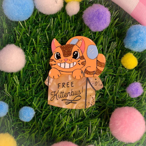 Free Kittenbus - deluxe brooch